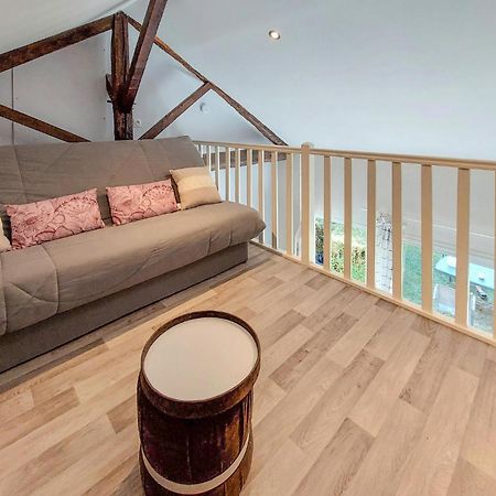 Gorgeous Home In Molinet With Wifi Exterior photo